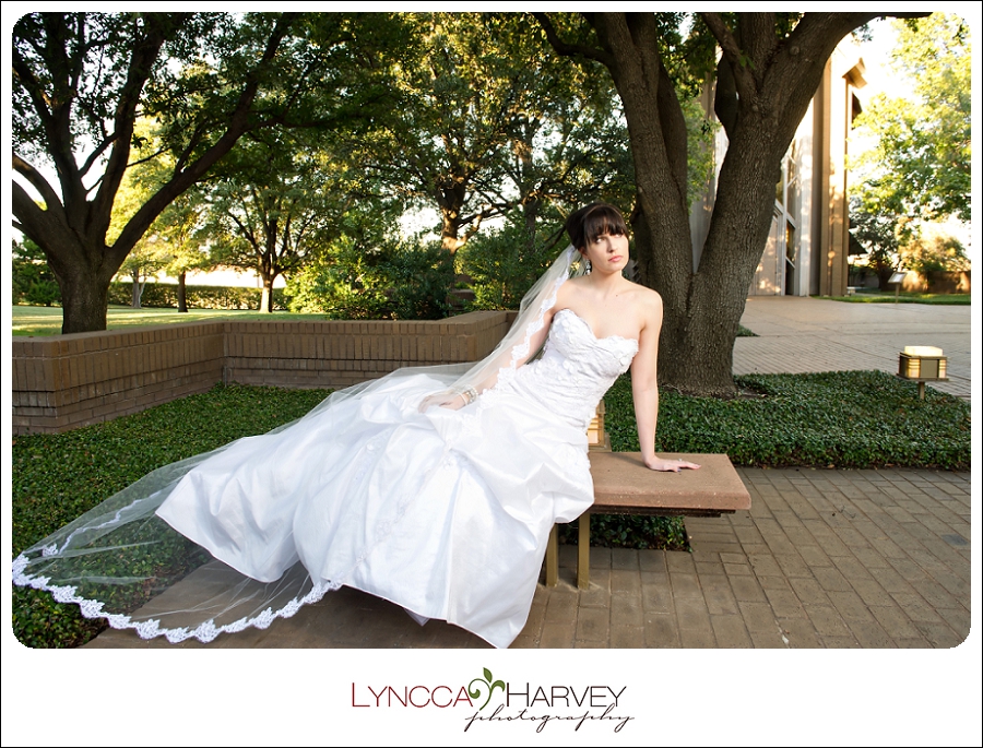 Fort Worth Wedding Photographer | Marty Leonard Chapel Bridal | Lyncca Harvey Photography
